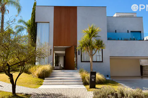 Linda casa de 450m² no Residencial Burlemax Alphaville SP - foto 1